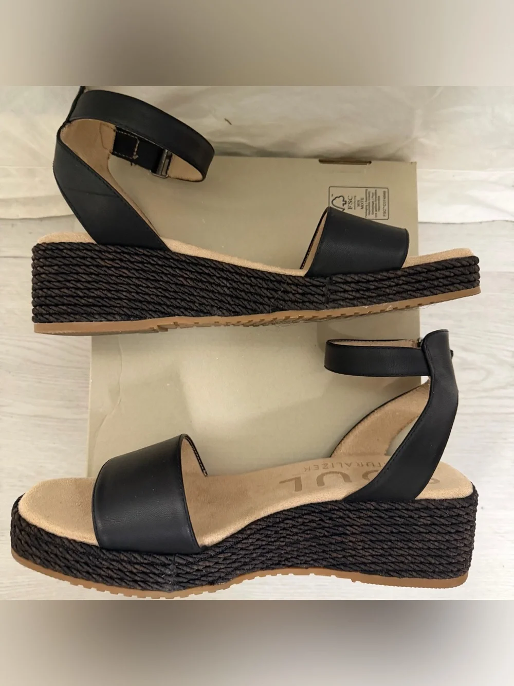SOUL Naturalizer Gloria Black Ankle-Strap Wedge Sandals Size 10 NEW